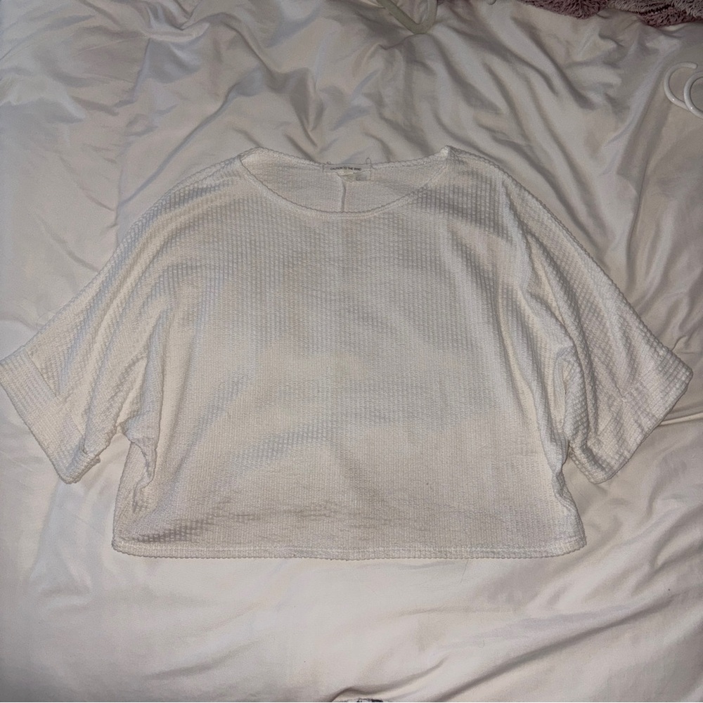 caution to the wind brand cropped waffle texture white tee